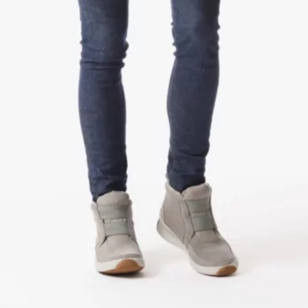 SOREL OUT N’ ABOUT PLUS MID BOOT- KETTLE (sz 9.5)